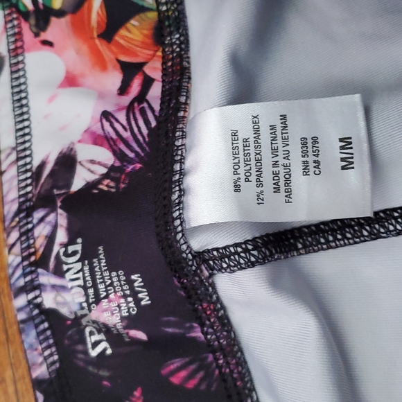 Spalding Leggings Size M - Picture 2 of 3
